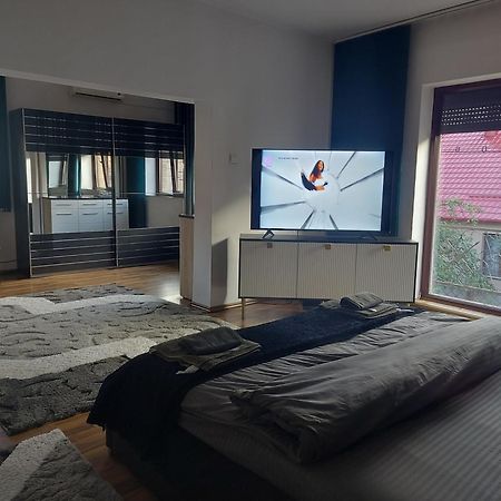 Cataleya Apart Home Oradea Bagian luar foto