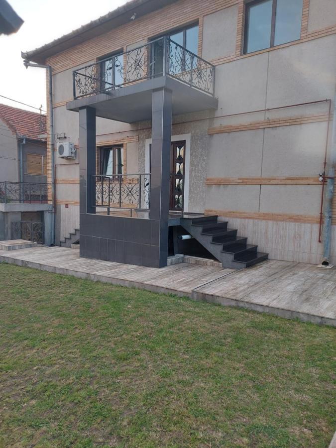 Cataleya Apart Home Oradea Bagian luar foto